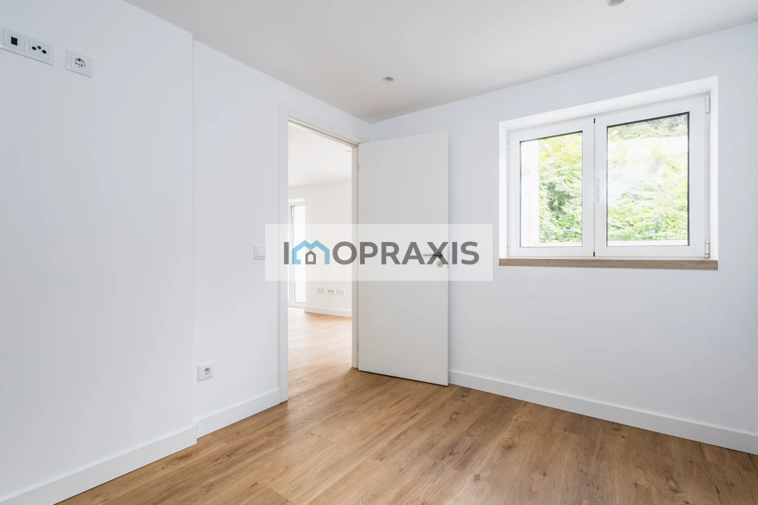 Apartamento T1 para Venda em Leiria, Pousos, Barreira e Cortes Foto 8