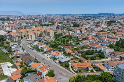 Terreno para Venda em Santa Marinha e São Pedro da Afurada