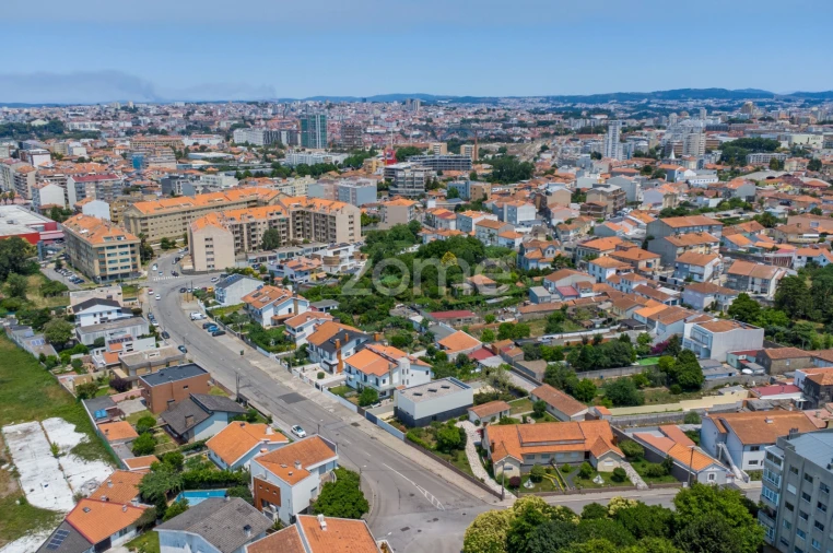 Terreno para Venda em Santa Marinha e São Pedro da Afurada Foto 17