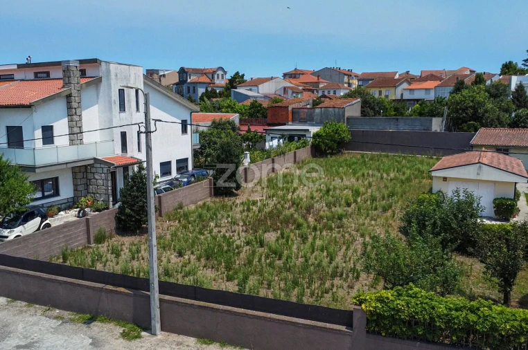 Terreno para Venda em Santa Marinha e São Pedro da Afurada Foto 5