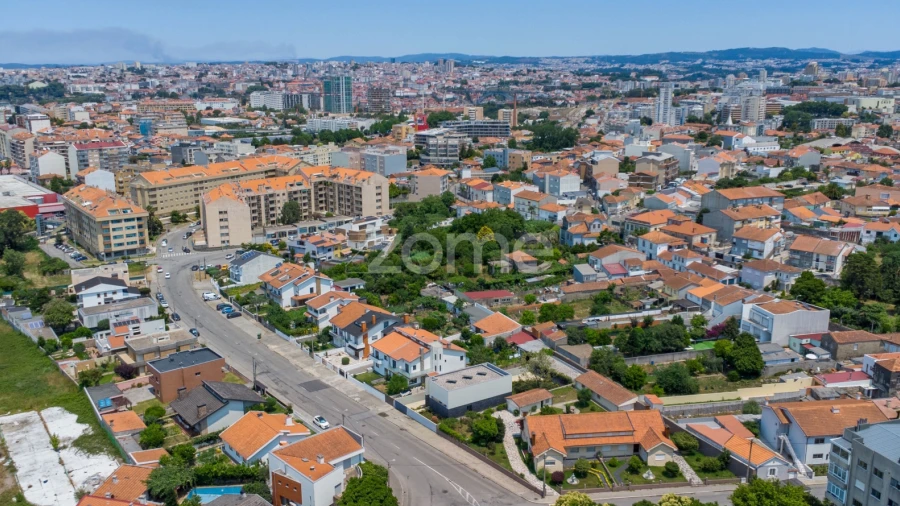 Terreno para Venda em Santa Marinha e São Pedro da Afurada