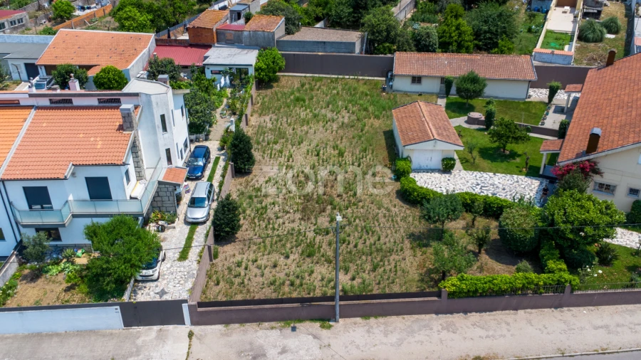 Terreno para Venda em Santa Marinha e São Pedro da Afurada