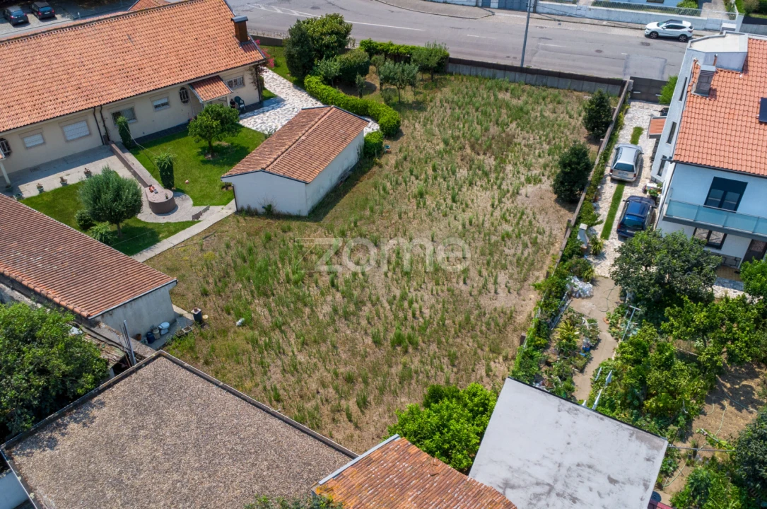 Terreno para Venda em Santa Marinha e São Pedro da Afurada Foto 3