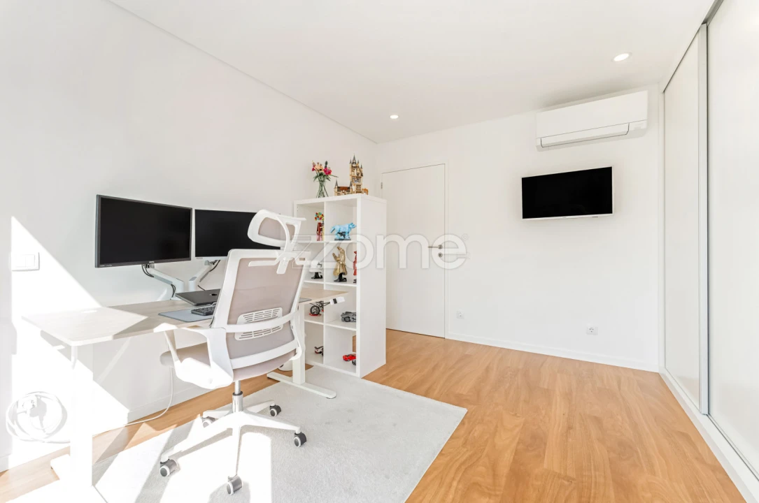Apartamento T3 para Venda em São João da Madeira Foto 17