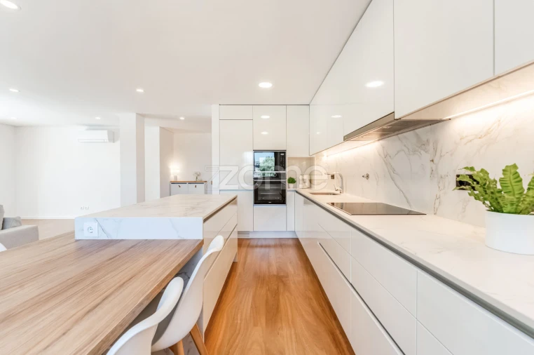 Apartamento T3 para Venda em São João da Madeira Foto 2