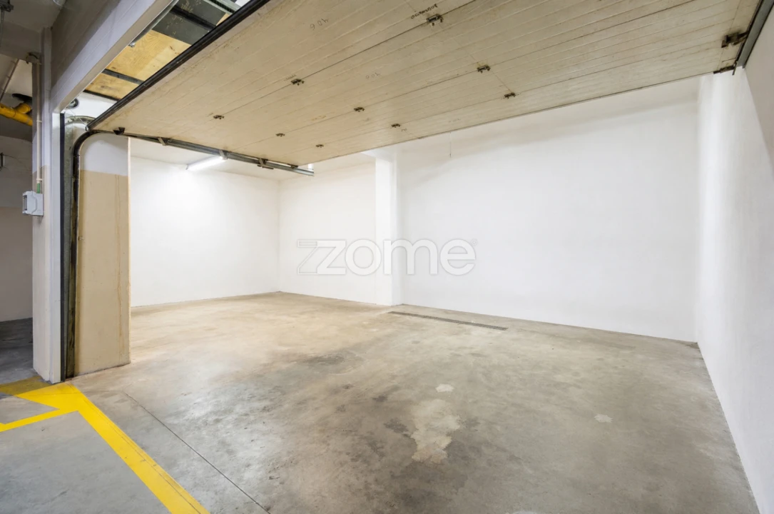 Apartamento T4 para Venda em Aguas Santas Foto 44