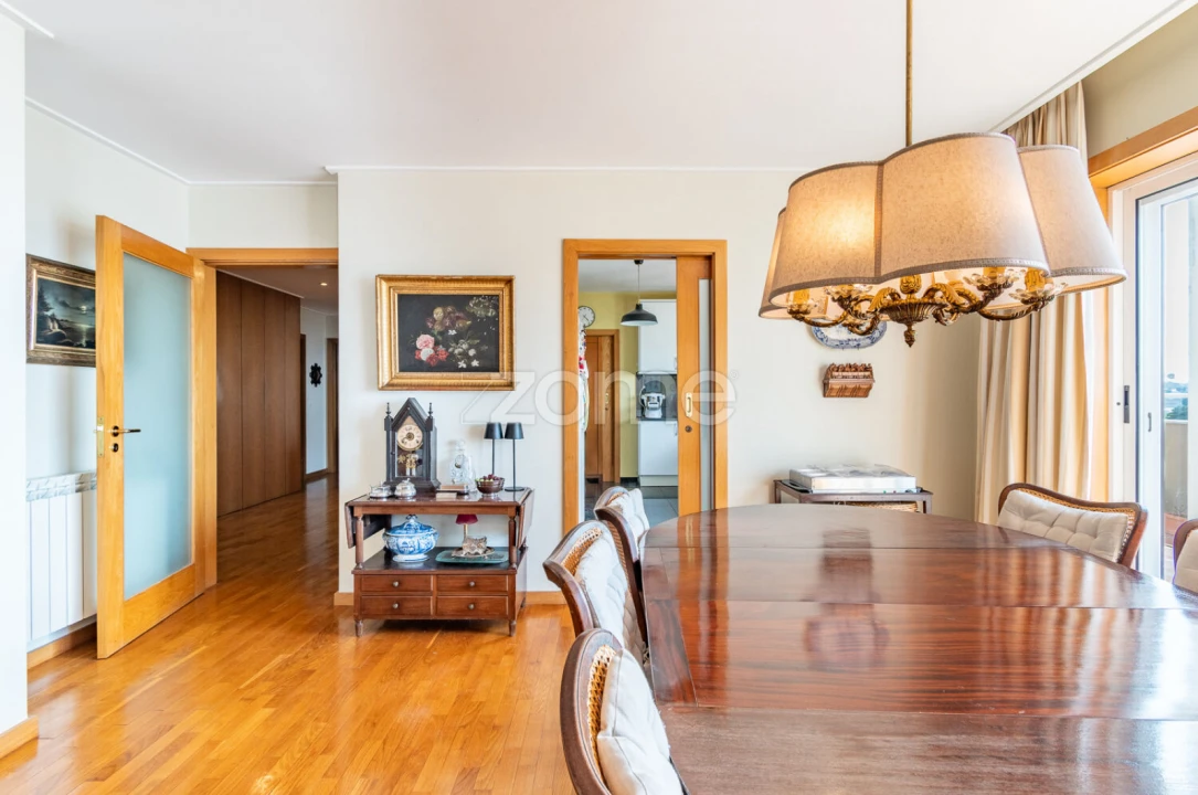 Apartamento T4 para Venda em Aguas Santas Foto 8