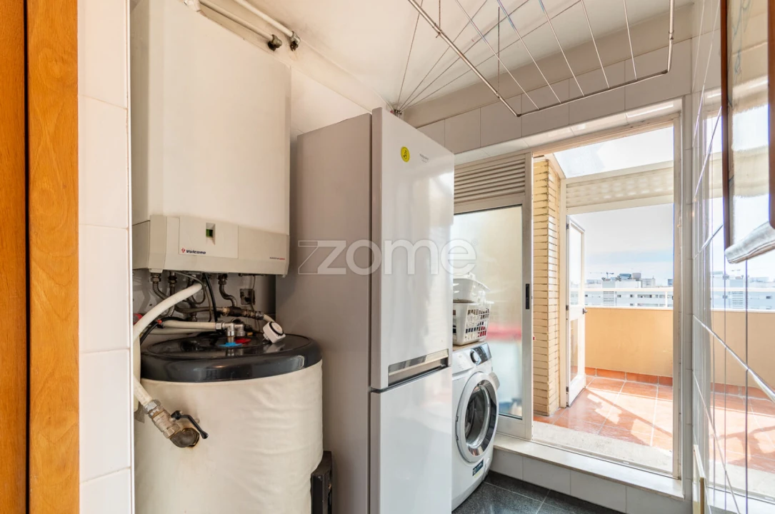 Apartamento T4 para Venda em Aguas Santas Foto 24