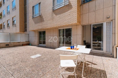 Apartamento T1 para Arrendamento em Lordelo do Ouro e Massarelos