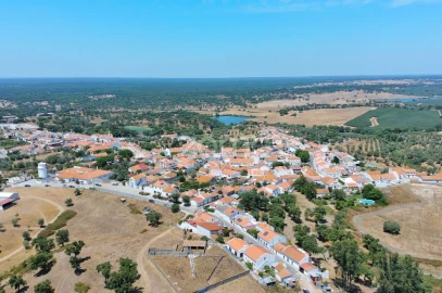 Moradia T3 para Venda em Nossa Senhora da Vila, Nossa Senhora do Bispo e Silveiras
