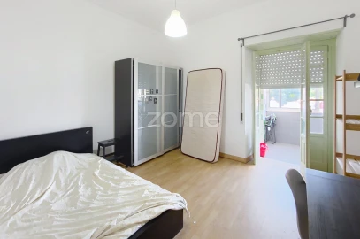 Apartamento T3 para Venda em Sé Nova, Santa Cruz, Almedina e São Bartolomeu