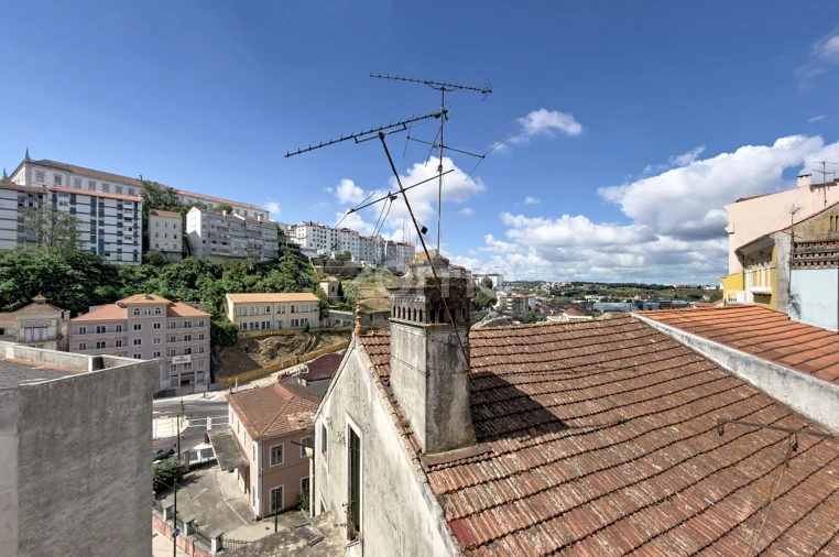 Apartamento T3 para Venda em Sé Nova, Santa Cruz, Almedina e São Bartolomeu Foto 12
