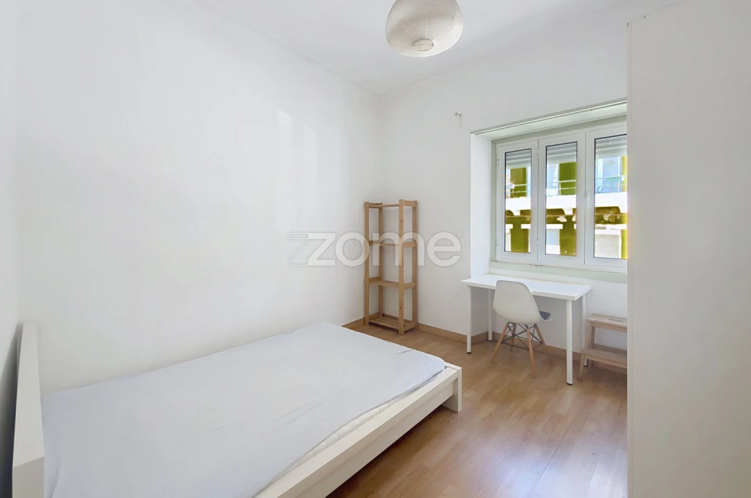 Apartamento T3 para Venda em Sé Nova, Santa Cruz, Almedina e São Bartolomeu Foto 18