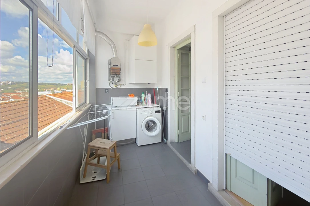Apartamento T3 para Venda em Sé Nova, Santa Cruz, Almedina e São Bartolomeu Foto 16