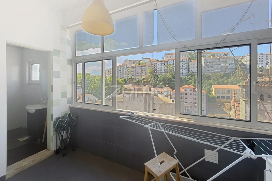 Apartamento T3 para Venda em Sé Nova, Santa Cruz, Almedina e São Bartolomeu Foto 10