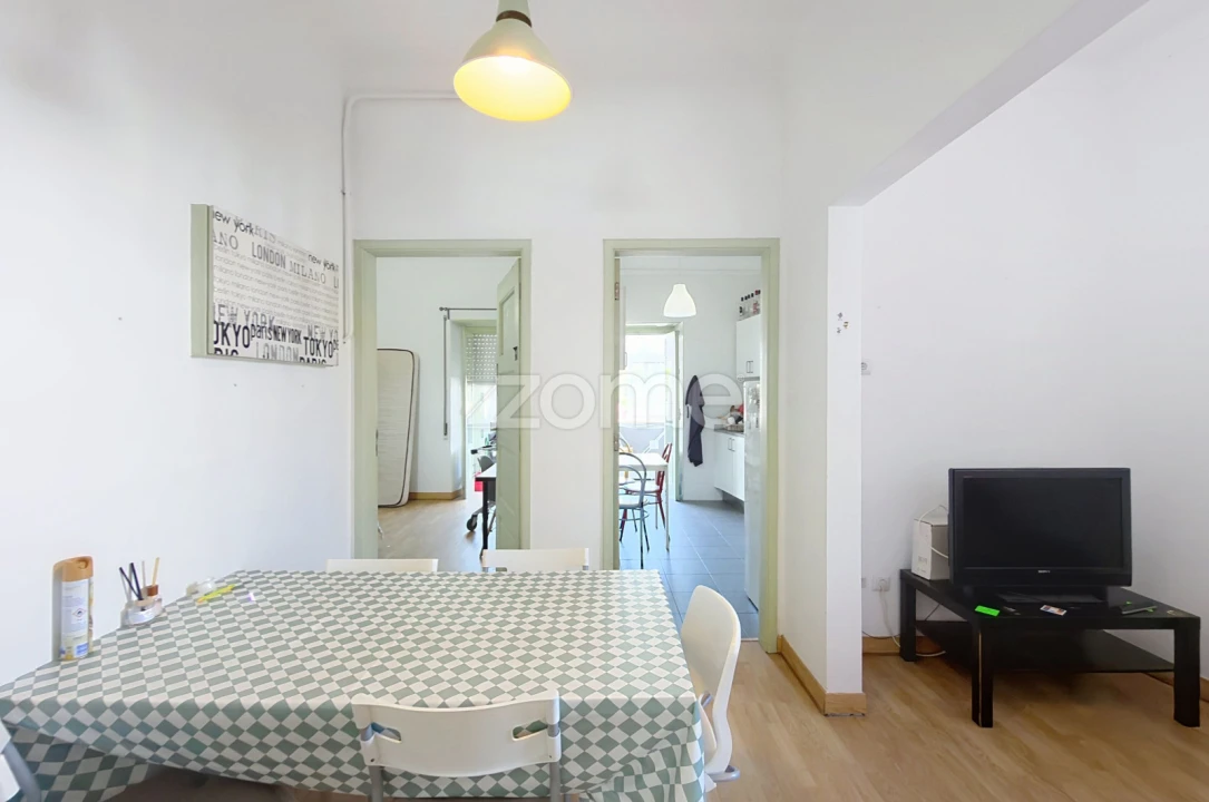 Apartamento T3 para Venda em Sé Nova, Santa Cruz, Almedina e São Bartolomeu Foto 5