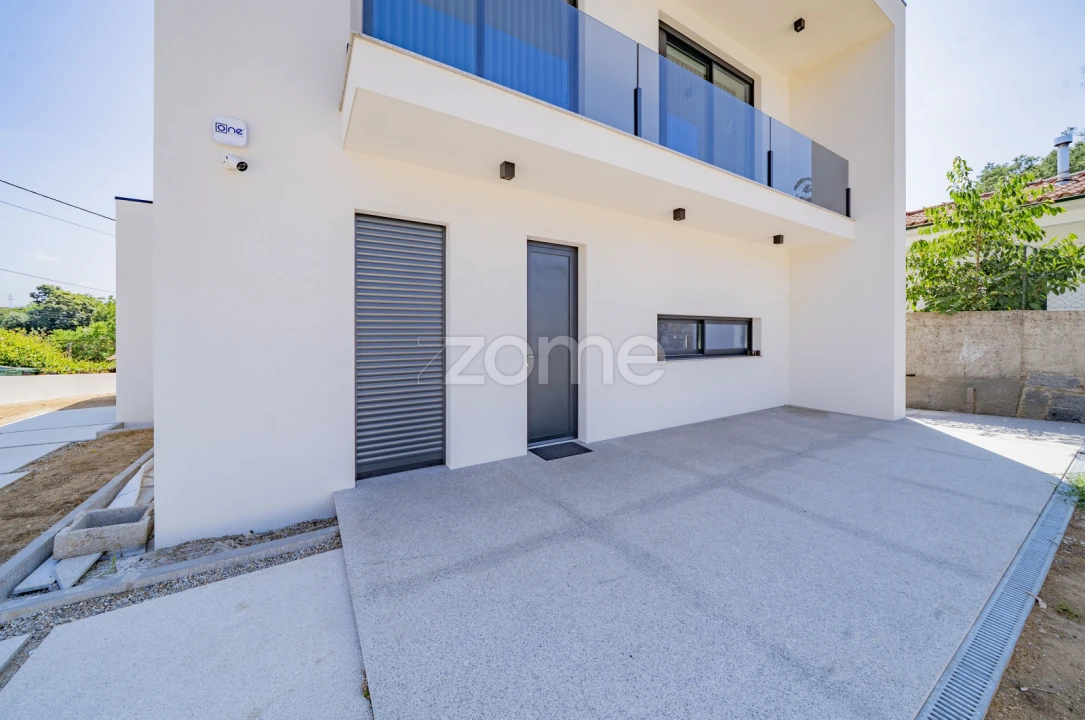 Moradia T3 para Venda em Vila de Prado Foto 15