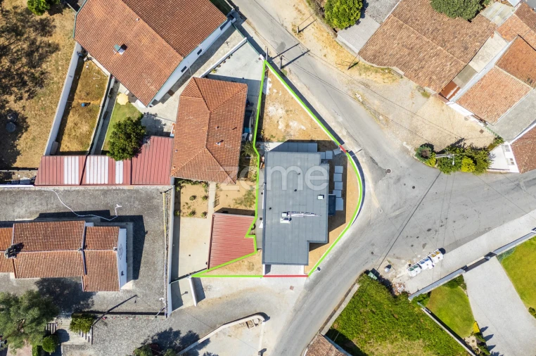 Moradia T3 para Venda em Vila de Prado Foto 34