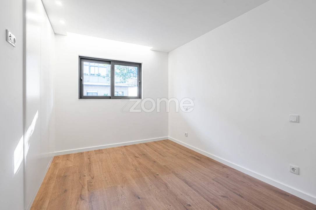 Apartamento T2 para Arrendamento em Arca e Ponte de Lima Foto 8