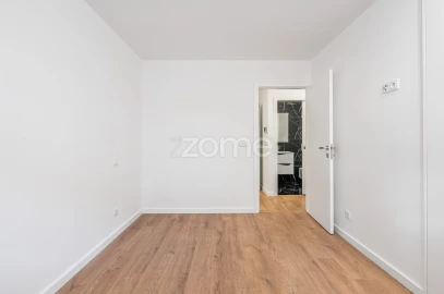 Apartamento T2 para Arrendamento em Arca e Ponte de Lima