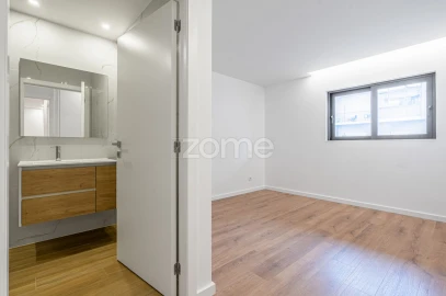Apartamento T2 para Arrendamento em Arca e Ponte de Lima