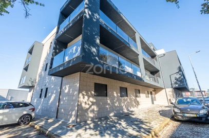 Apartamento T2 para Arrendamento em Arca e Ponte de Lima