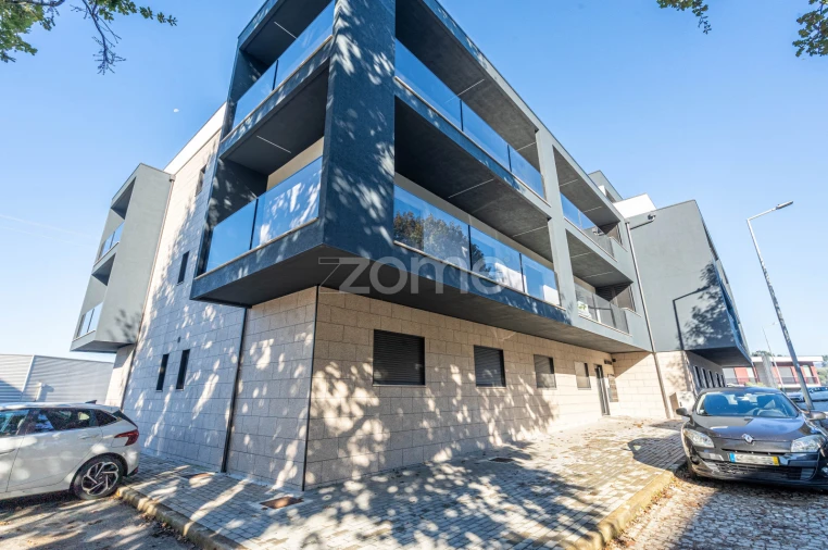 Apartamento T2 para Arrendamento em Arca e Ponte de Lima Foto 18