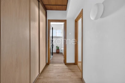 Apartamento T2 para Venda em Loures