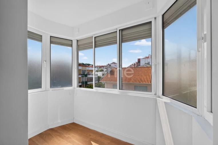 Apartamento T2 para Venda em Loures Foto 20