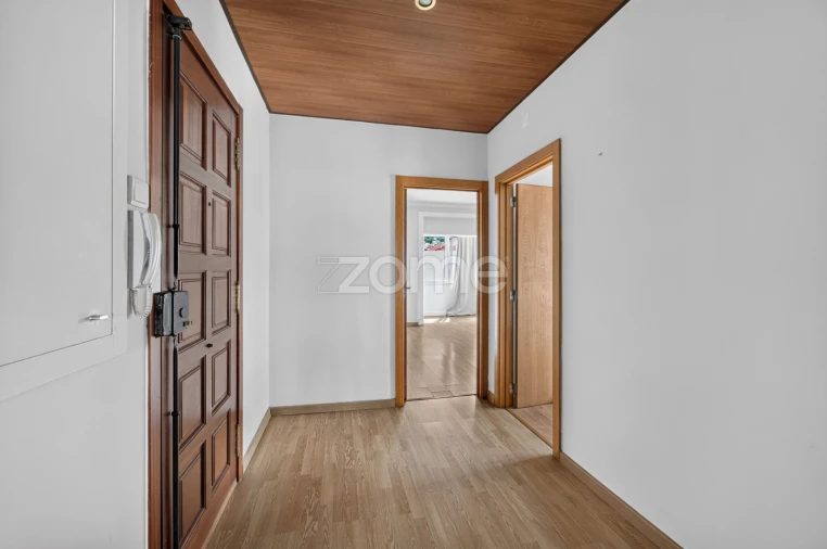 Apartamento T2 para Venda em Loures Foto 19