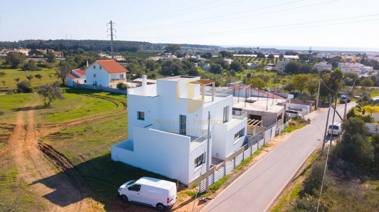 Moradia T3 para Venda em Altura Foto 1