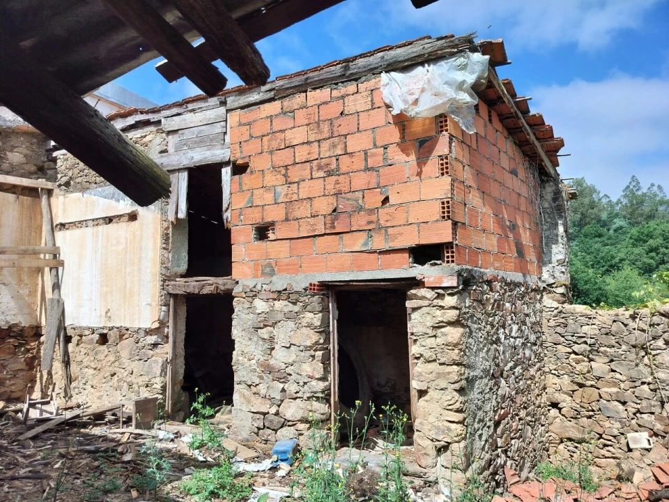 Moradia T0 para Venda em Carvalho Foto 4