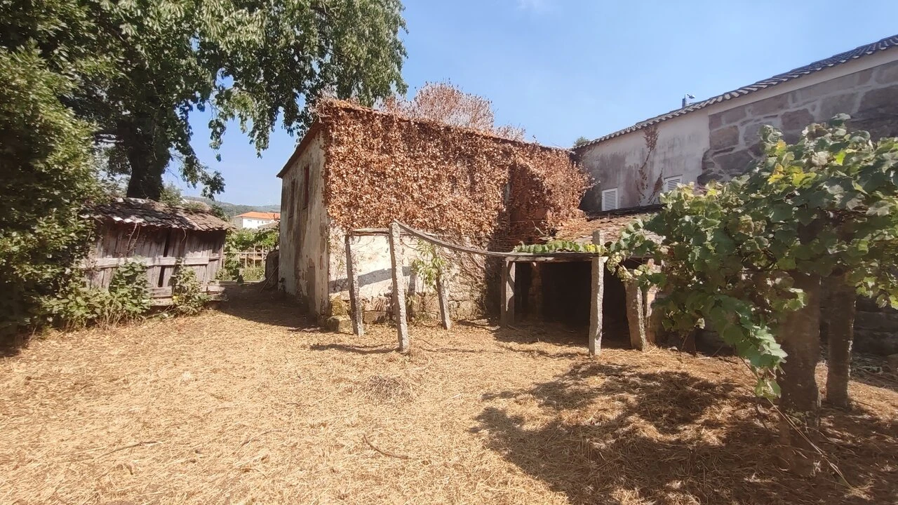 Moradia T2 para Venda em Prado e Remoães Foto 4