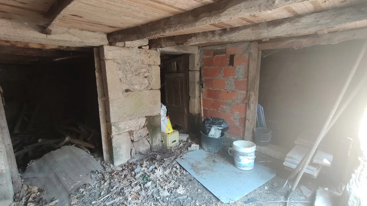 Moradia T2 para Venda em Prado e Remoães Foto 6