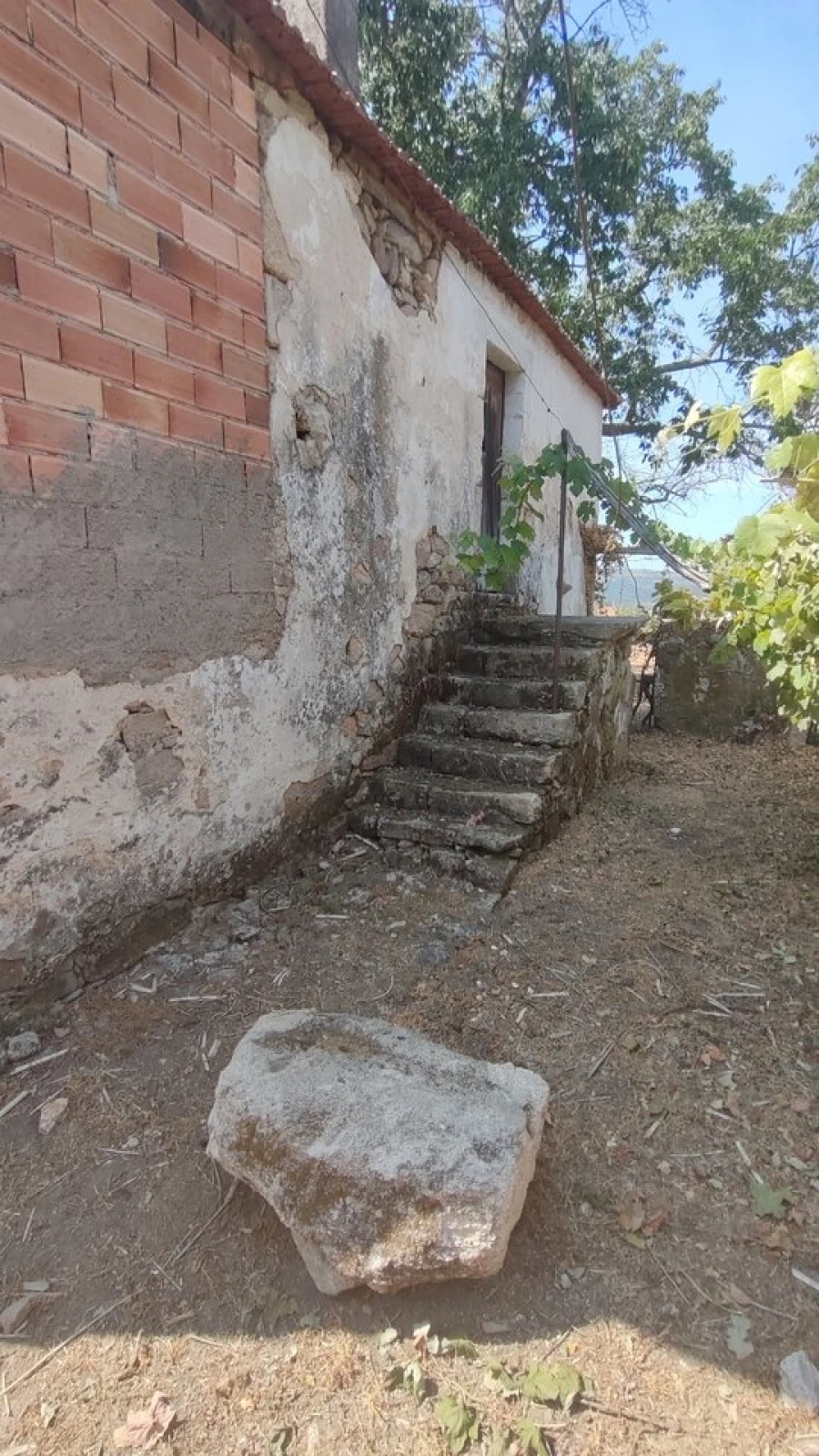 Moradia T2 para Venda em Prado e Remoães Foto 3
