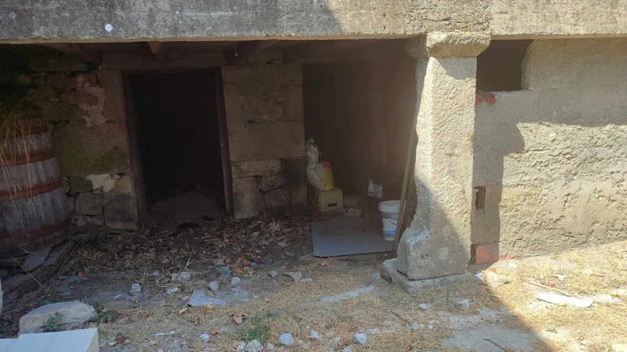 Moradia T2 para Venda em Prado e Remoães Foto 7