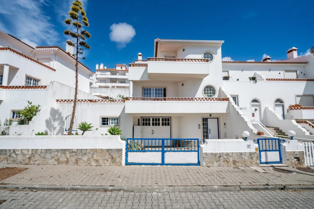 Moradia T4 para Venda em Ericeira Foto 1