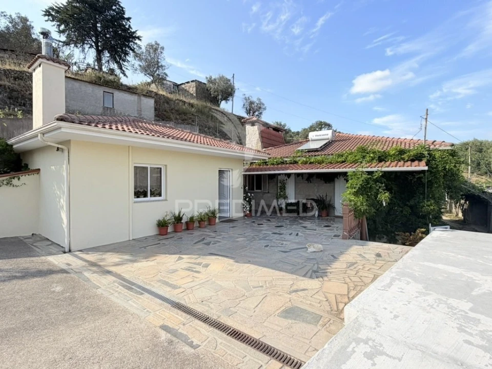 Quinta T3 para Venda em Grilo Foto 3