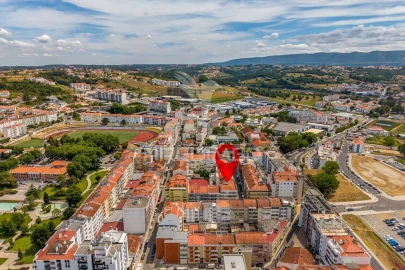 Apartamento T4 para Venda em Alcobaça e Vestiaria
