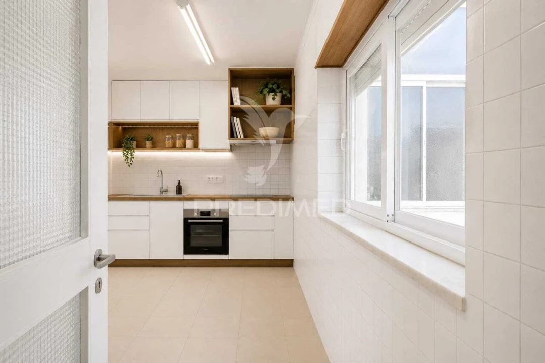 Apartamento T4 para Venda em Alcobaça e Vestiaria Foto 7