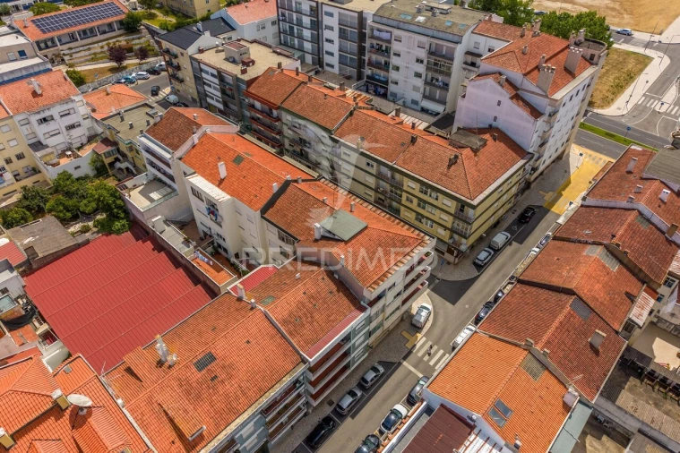 Apartamento T4 para Venda em Alcobaça e Vestiaria Foto 27