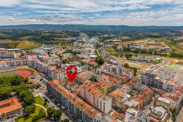 Apartamento T2 para Venda em Alcobaça e Vestiaria Foto 26