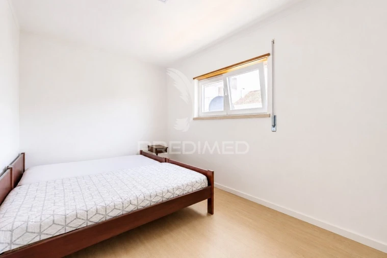 Apartamento T2 para Venda em Alcobaça e Vestiaria Foto 6