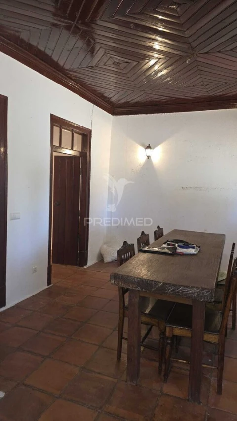 Moradia T2 para Venda em Malhou, Louriceira e Espinheiro