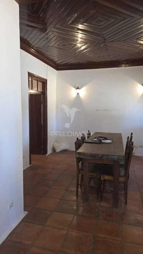 Moradia T2 para Venda em Malhou, Louriceira e Espinheiro