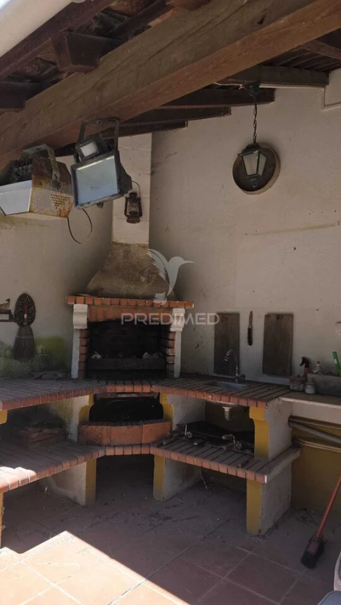 Moradia T2 para Venda em Malhou, Louriceira e Espinheiro