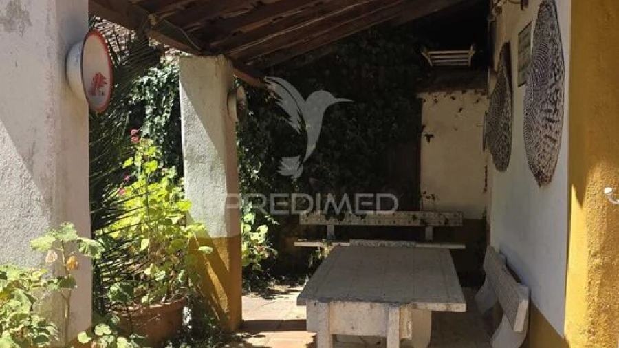Moradia T2 para Venda em Malhou, Louriceira e Espinheiro