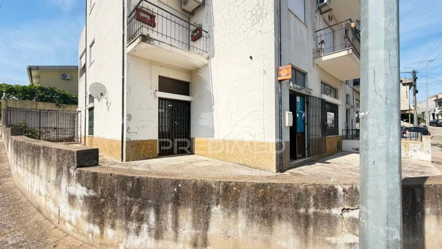 Loja para Venda em Mirandela