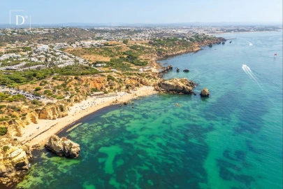 Moradia T4 para Venda em Albufeira e Olhos de Água