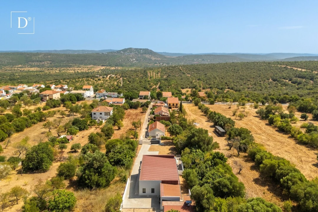 Moradia T3 para Venda em Querença, Tôr e Benafim Foto 28